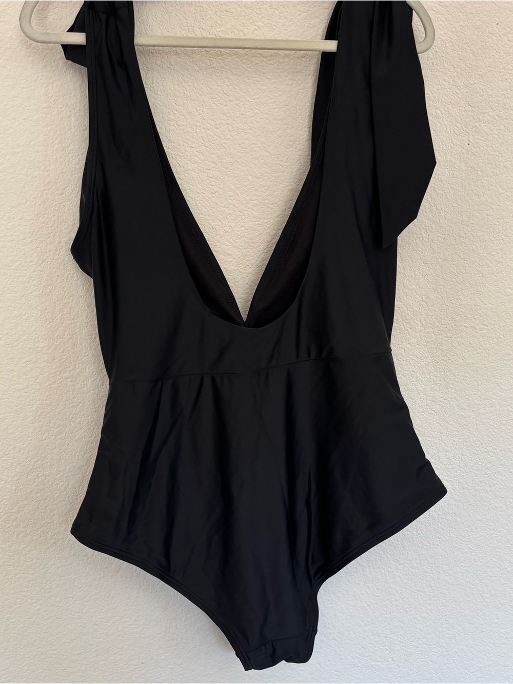 Unique Vintage Black Plunge One Piece Swimsuit NWT - Picture 9 of 10